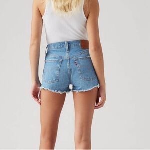 Levi’s 501 Original Short Mid Rise Size 27